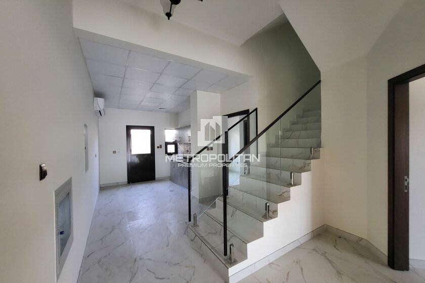 Maison de ville à louer - Dubai - Louer pour 89 847 $/annuel – image 15