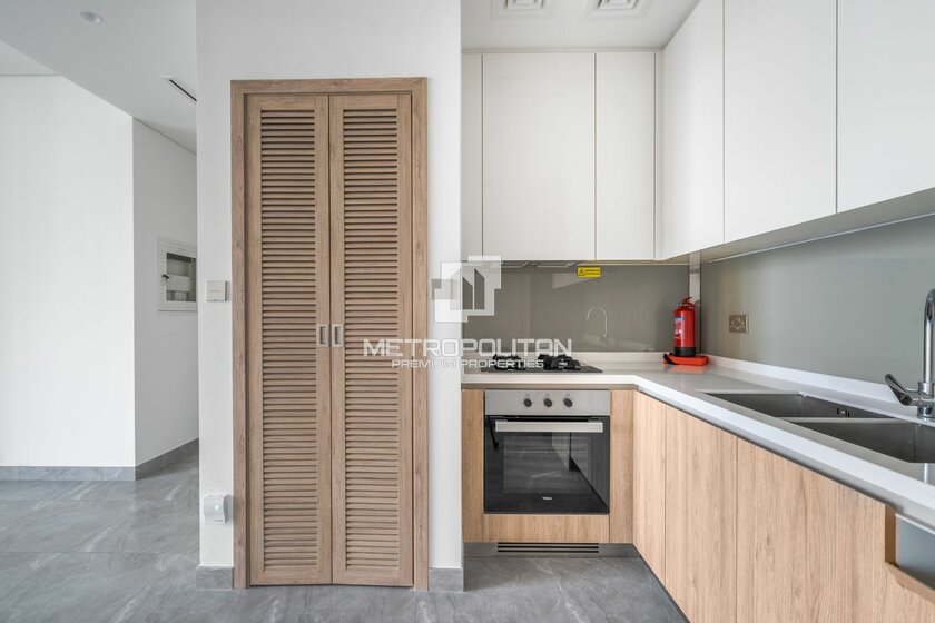 Alquile 8 apartamentos  - 2 habitaciones - Business Bay, EAU — imagen 19