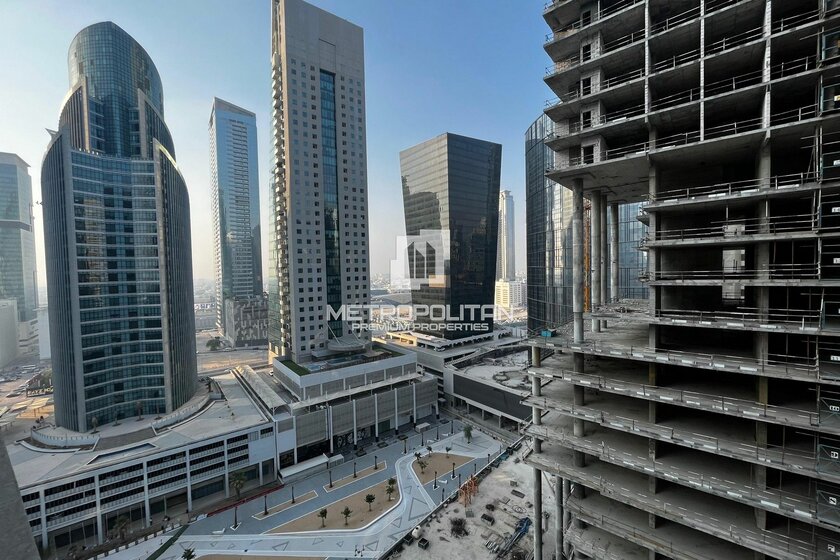 Rent 38 apartments  - 1 room - Business Bay, UAE - image 1