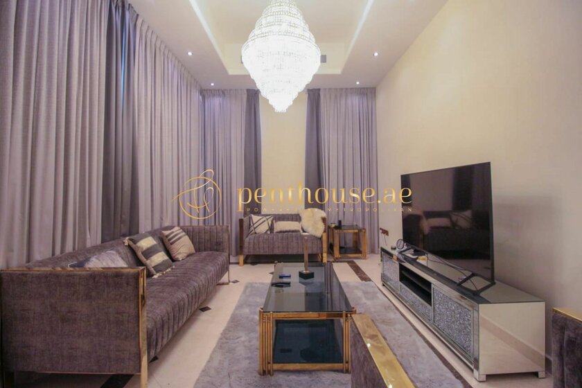 Rent 32 villas - 4 rooms - Dubailand, UAE - image 22