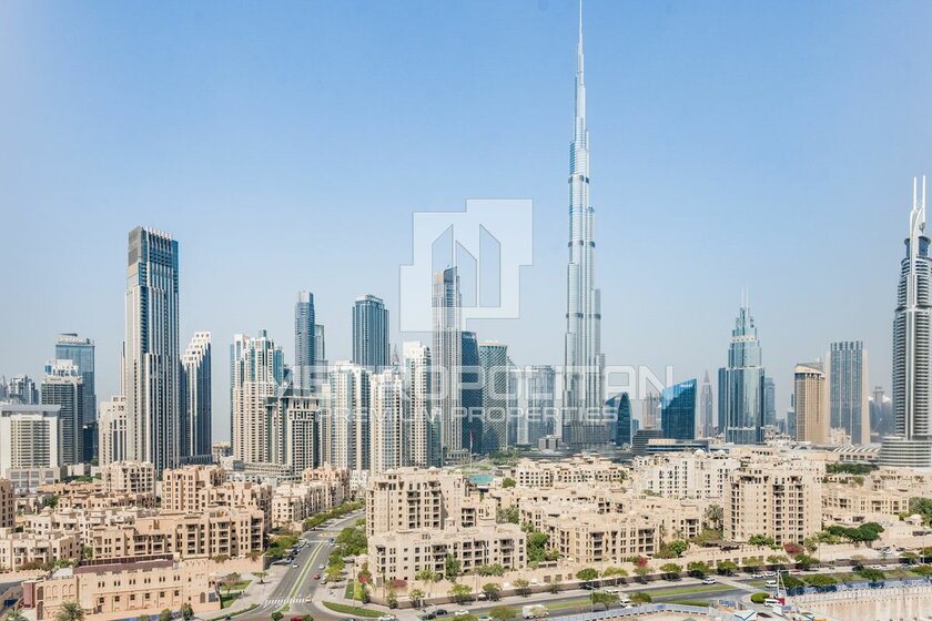 Rent 19 apartments  - 3 rooms - Downtown Dubai, UAE - image 1