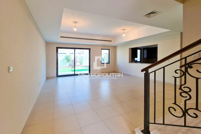 Biens immobiliers à louer - 3 pièces - Émirats arabes unis – image 25
