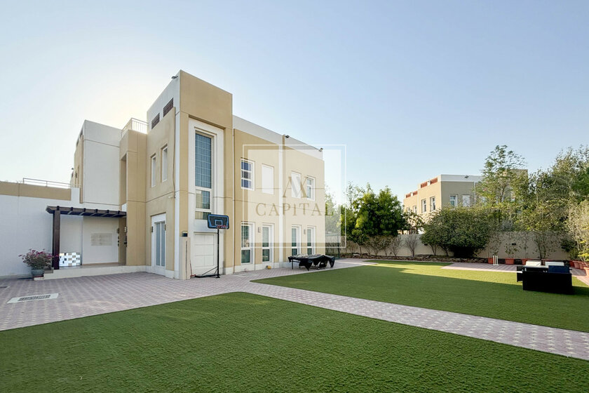 Houses for rent in UAE - image 16