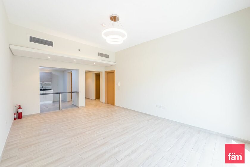 Купить 140 апартаментов - Jumeirah Village Circle, ОАЭ - изображение 31