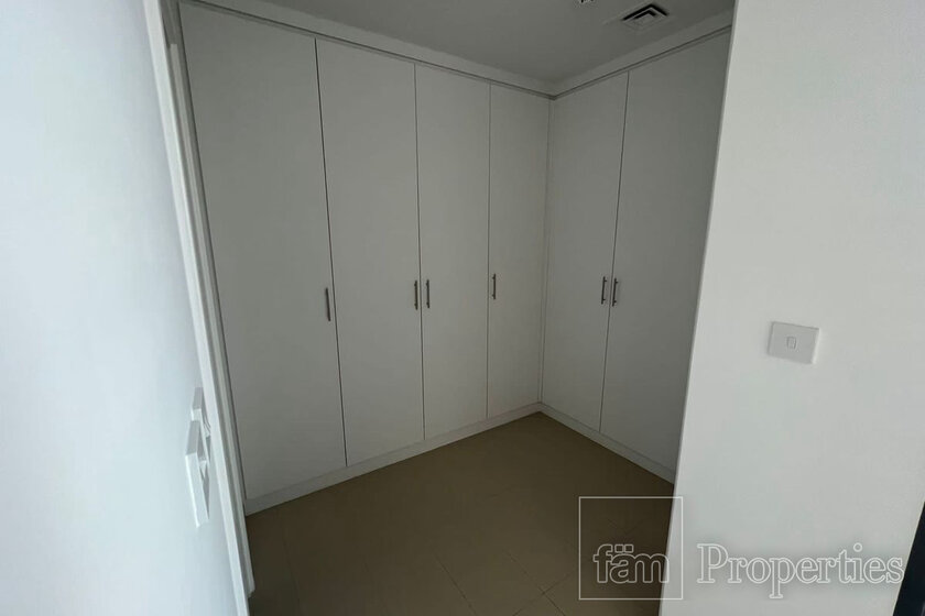 Properties for rent in Dubai - image 24