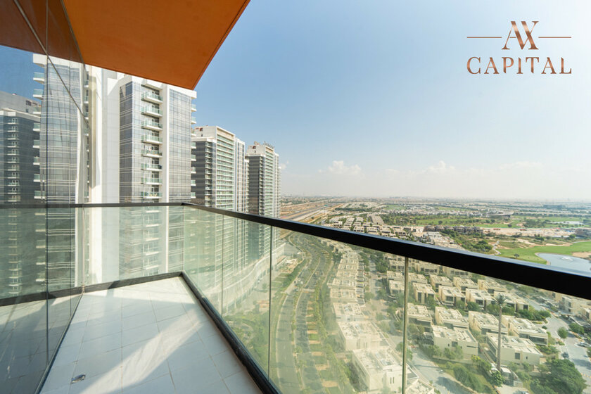 Buy 587 apartments  - 1 room - Dubai, UAE - image 15
