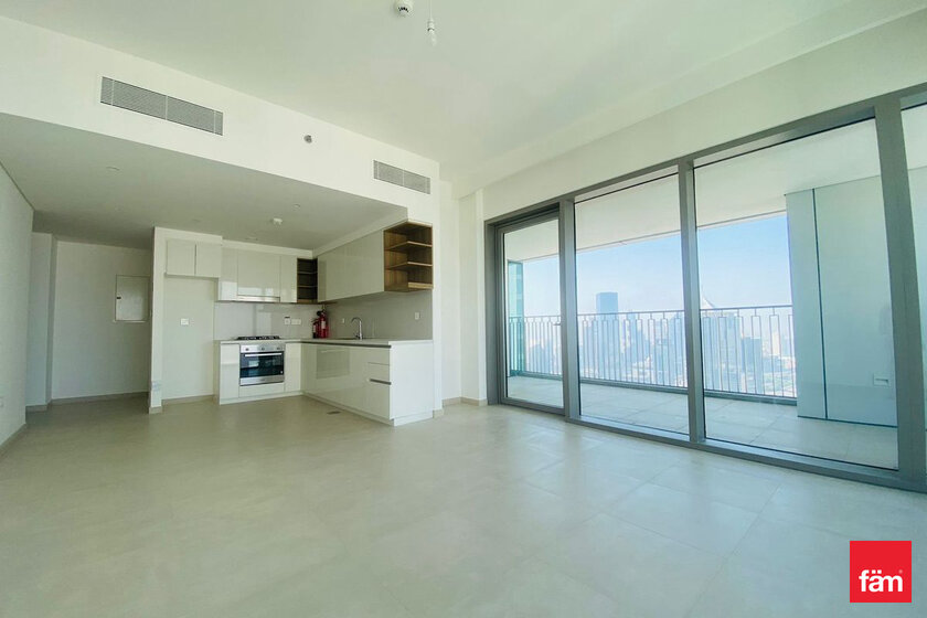 Rent 76 apartments  - Zaabeel, UAE - image 1