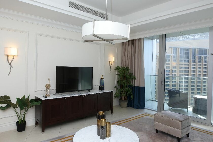 Alquile 145 apartamentos  - 3 habitaciones - EAU — imagen 32