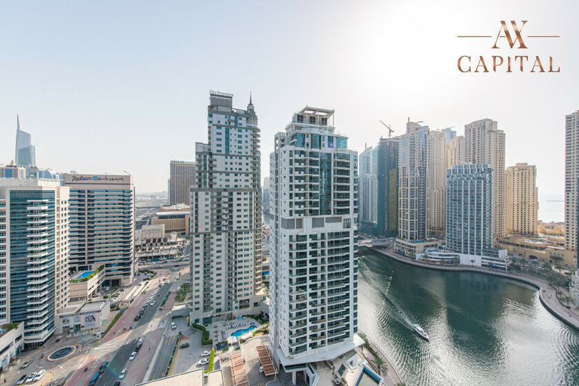 Buy 225 apartments  - Dubai Marina, UAE - image 1