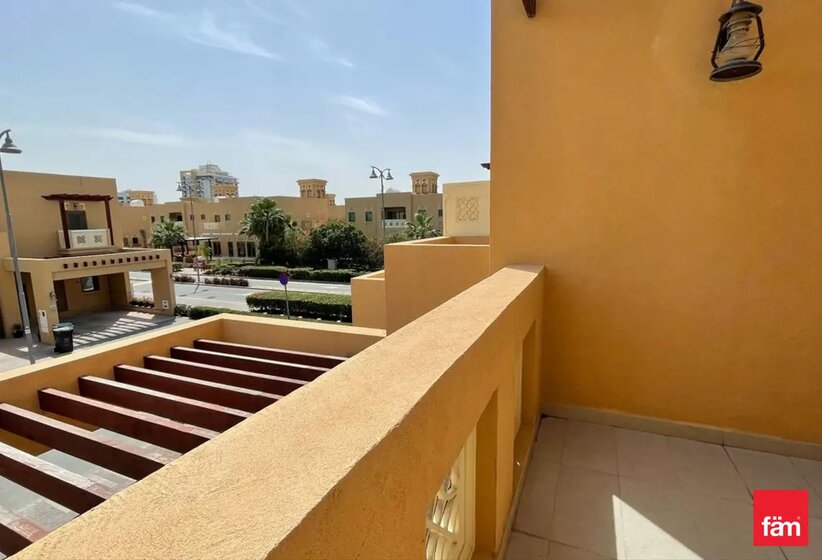 Alquile 10 adosados - Jebel Ali Village, EAU — imagen 1