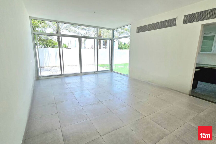 42 casas a la venta - Mudon, EAU — imagen 26