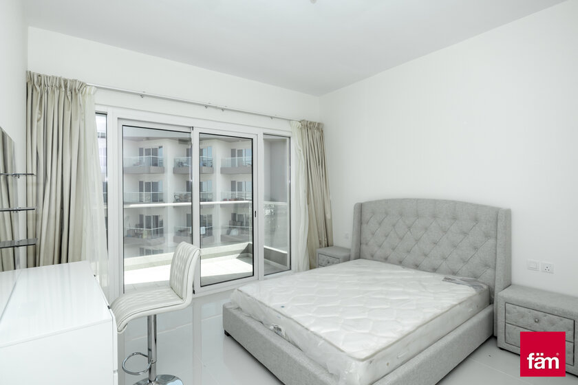 Compre 8 apartamentos  - DAMAC Hills 2, EAU — imagen 28