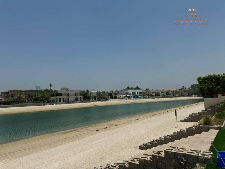 Buy 38 houses - Palm Jumeirah, UAE - image 14
