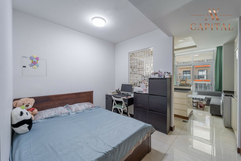 Buy 95 apartments  - Jumeirah Village Circle, UAE - image 11