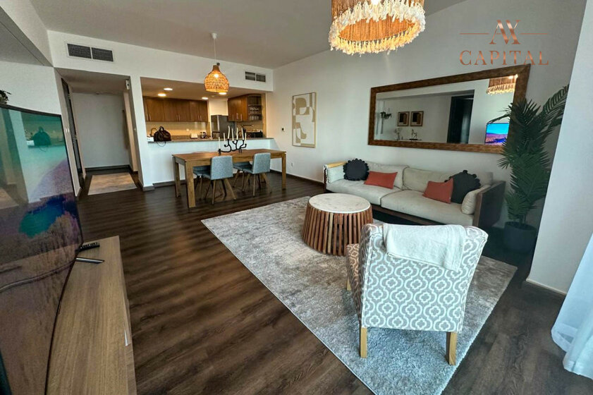 Rent 52 apartments  - Jumeirah Lake Towers, UAE - image 9