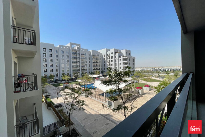 Buy 32 apartments  - Town Square, UAE - image 3