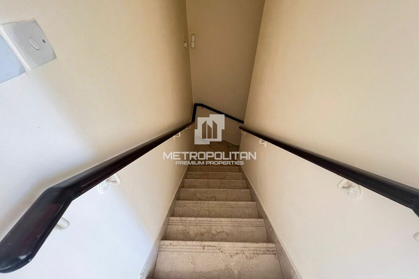 Rent 1 townhouse - 2 rooms - Emirates Living, UAE - image 2