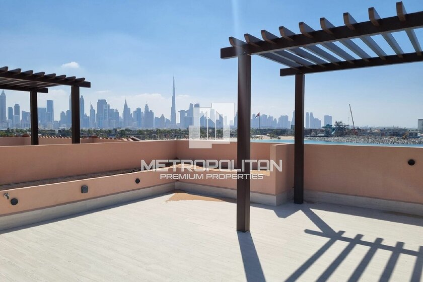 Buy a property - 4 rooms - Jumeirah, UAE - image 6