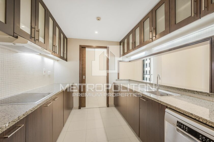 Rent a property - 3 rooms - Downtown Dubai, UAE - image 3