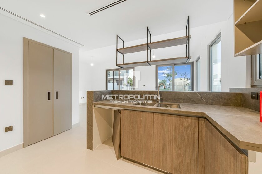 Immobilien zur Miete - 4 Zimmer - Dubai Sports City, VAE – Bild 7