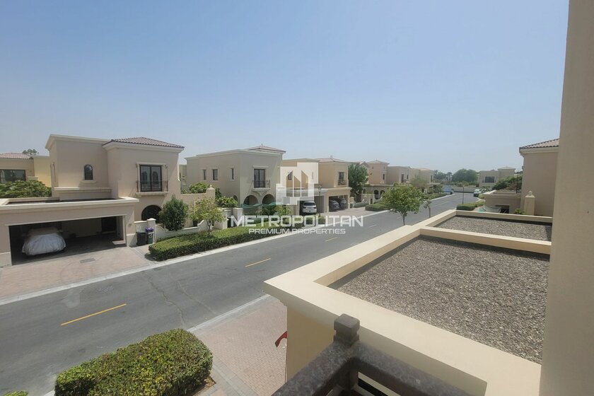 Rent a property - 4 rooms - Arabian Ranches 2, UAE - image 2