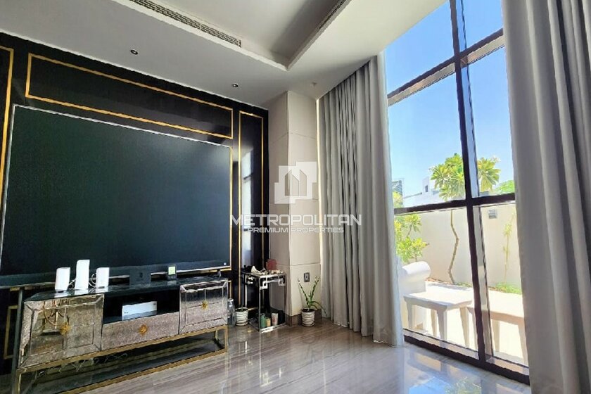 Rent 32 villas - 4 rooms - Dubailand, UAE - image 14