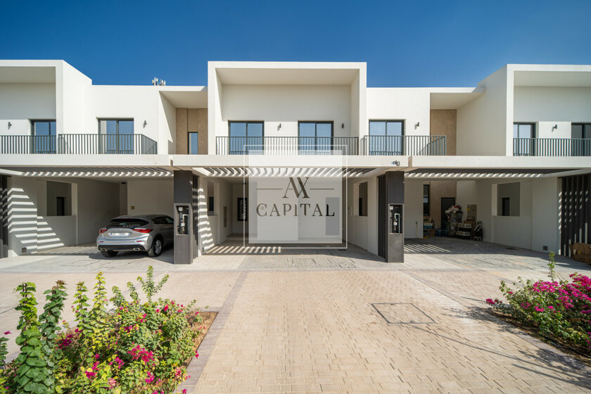 Townhouse for rent - Dubai - Rent for $42,200 / yearly - image 14