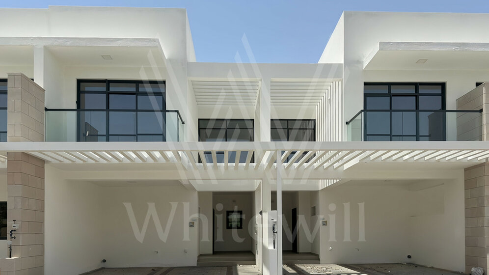 Buy a property - Dubailand, UAE - image 2