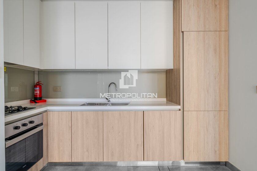 Alquile 8 apartamentos  - 2 habitaciones - Business Bay, EAU — imagen 18