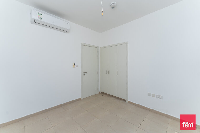 Rent 108 townhouses - Dubailand, UAE - image 7