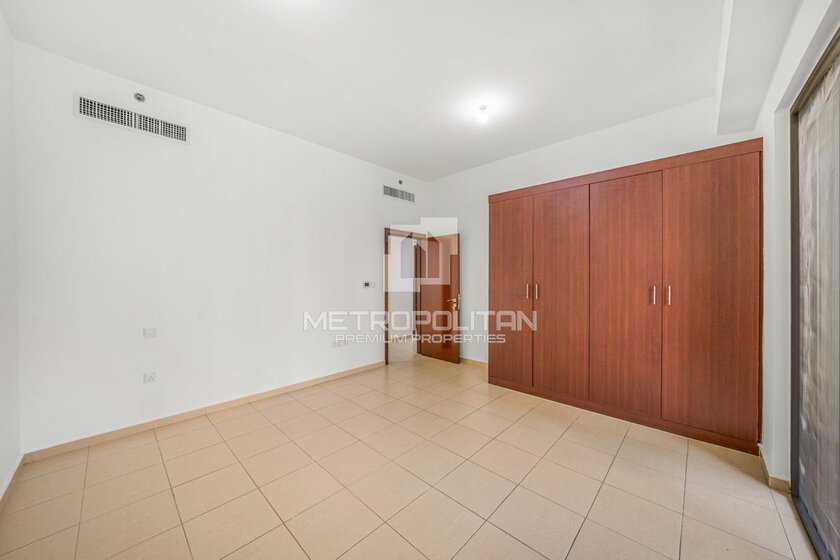 Biens immobiliers à louer - 4 pièces - JBR, Émirats arabes unis – image 4