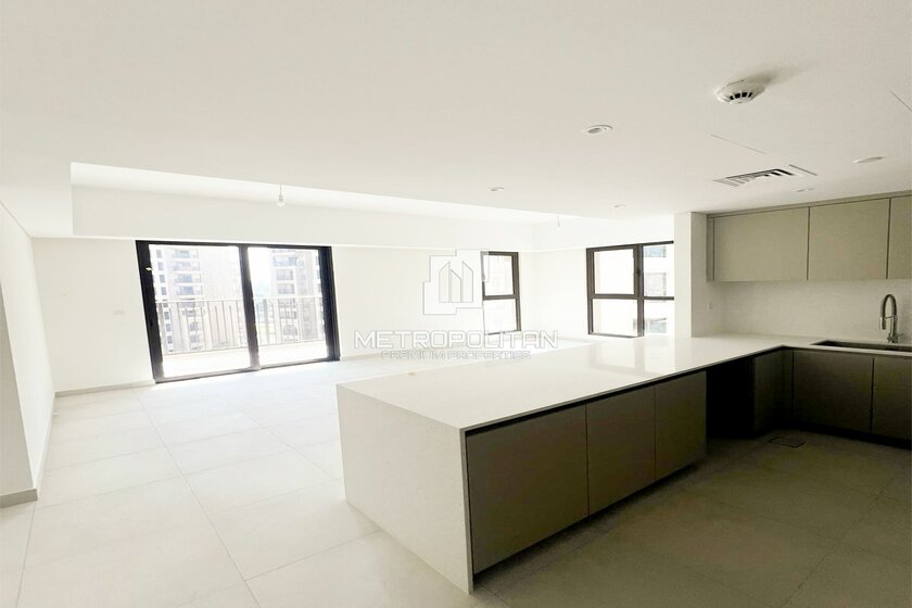 Alquile 8 apartamentos  - 4 habitaciones - EAU — imagen 14