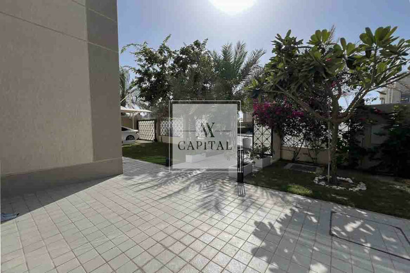 Houses for sale in Dubai - image 6