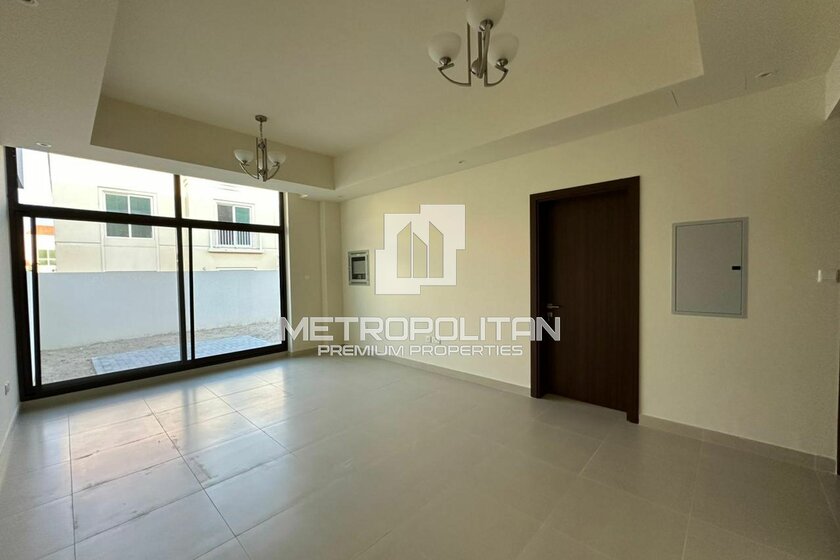 4+ bedroom properties for rent in UAE - image 32