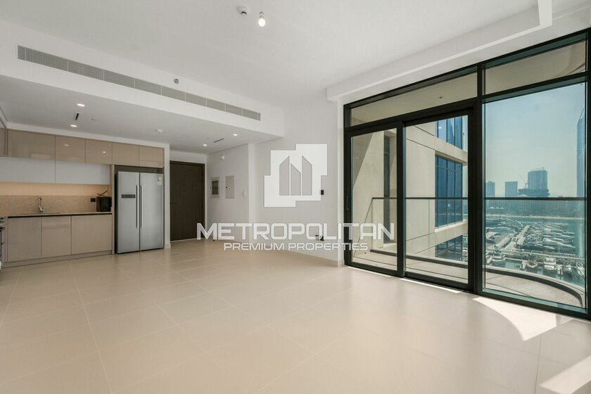 Rent 94 apartments  - Emaar Beachfront, UAE - image 22
