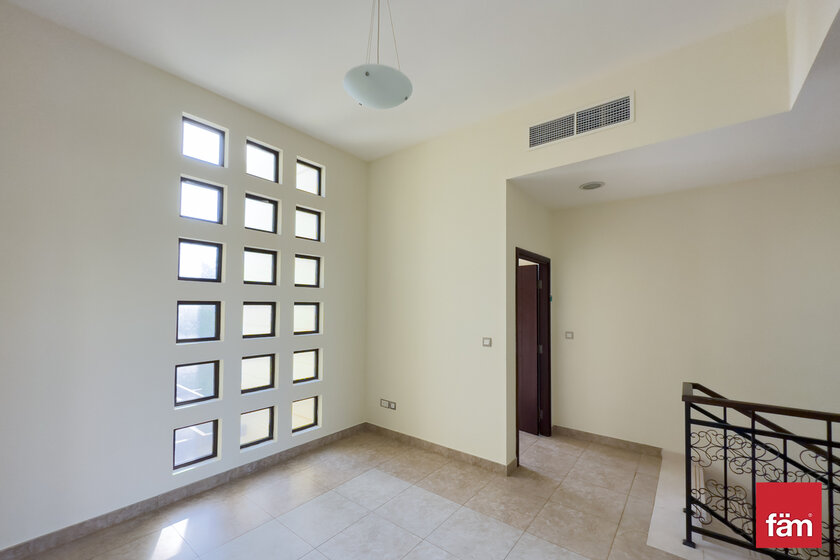 Houses for rent in UAE - image 15