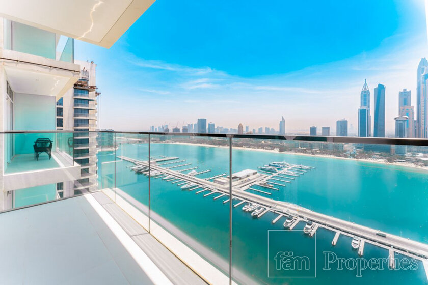 Снять 95 апартаментов - Emaar Beachfront, ОАЭ - изображение 1