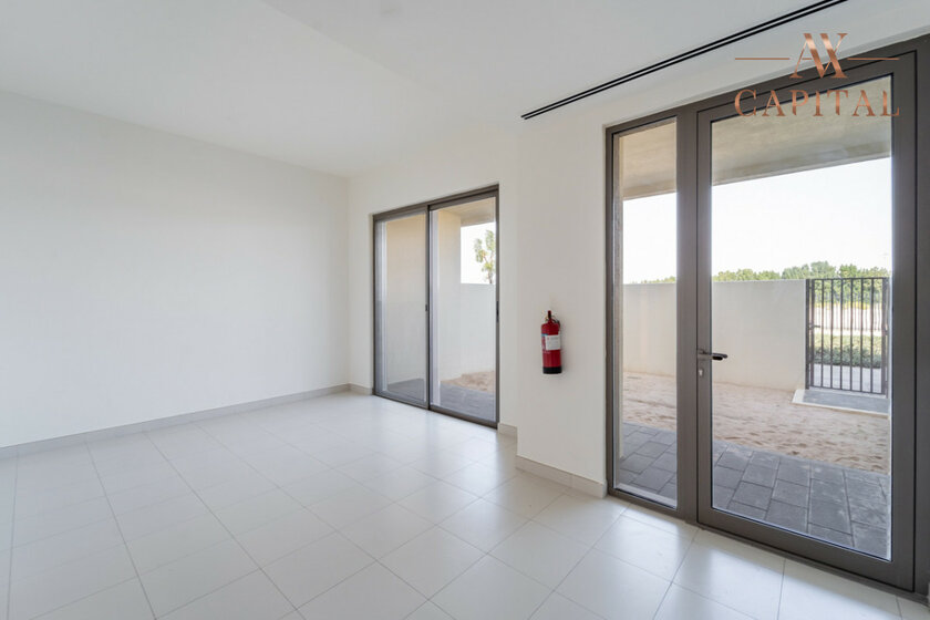 Rent 4 villas - Emaar South, UAE - image 5