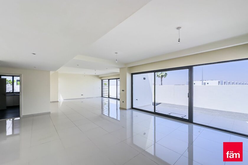 Купить 9 вилл - DAMAC Hills 2, ОАЭ - изображение 35