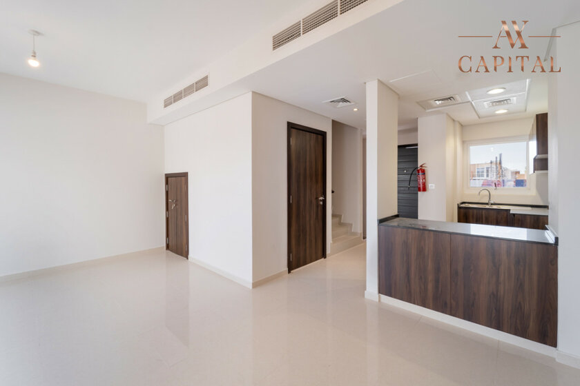 Buy a property - DAMAC Hills 2, UAE - image 15