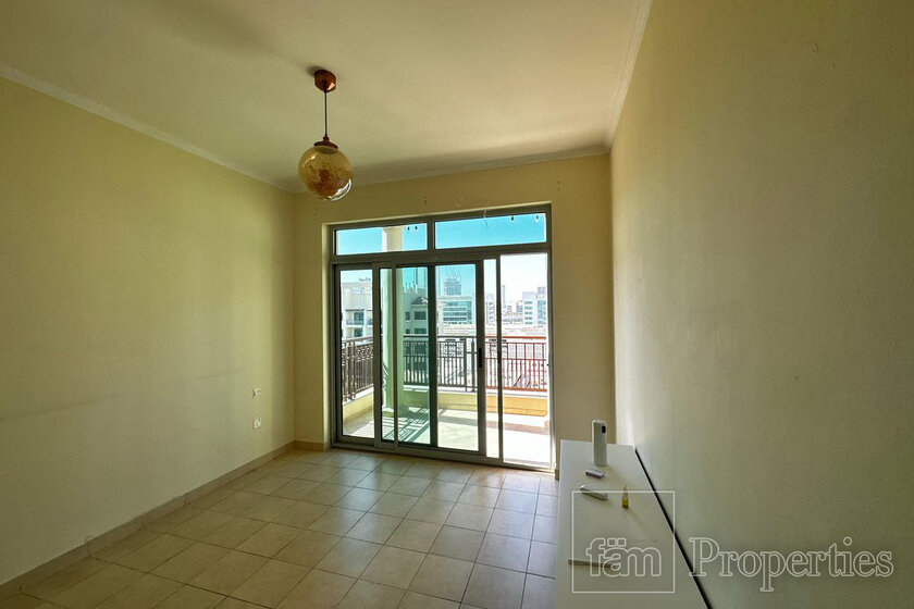 Rent 3 apartments  - The Greens, UAE - image 11