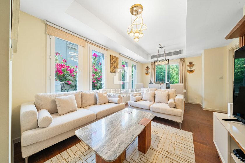 2 bedroom townhouses for rent in UAE - image 13