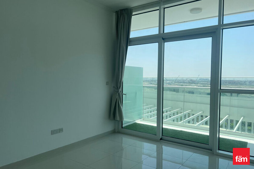 Compre una propiedad - DAMAC Hills, EAU — imagen 2