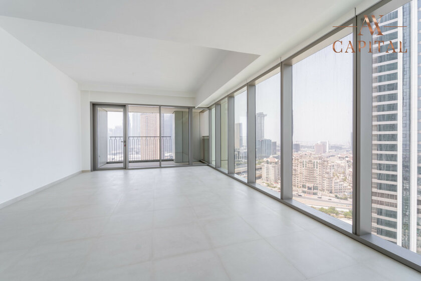 3 bedroom properties for rent in City of Dubai - image 15