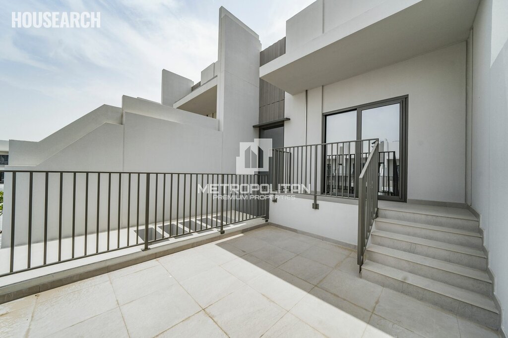 Townhouse for rent - Dubai - Rent for $38,116 / yearly - image 1