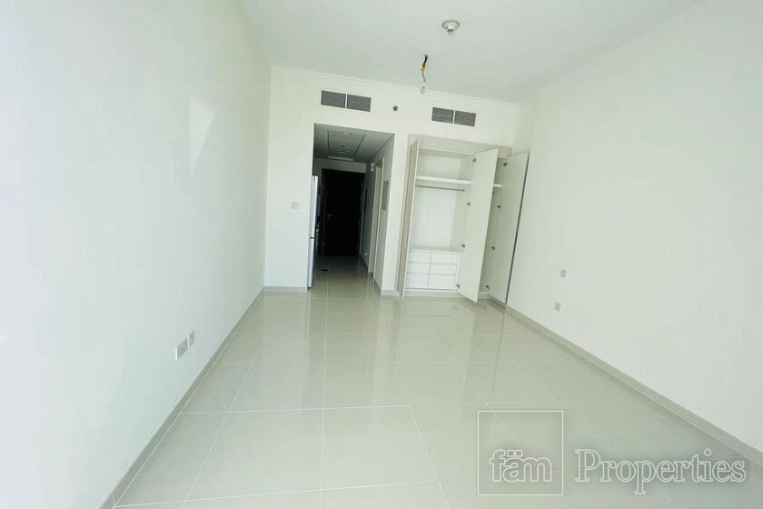Compre una propiedad - DAMAC Hills, EAU — imagen 5