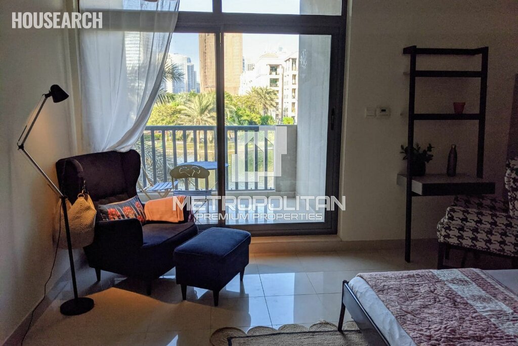 Apartamentos en alquiler - Dubai - Alquilar para 20.419 $/al año — imagen 1