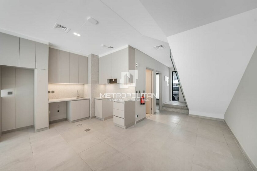 Снять 9 таунхаусов - Nad Al Sheba, ОАЭ - изображение 1