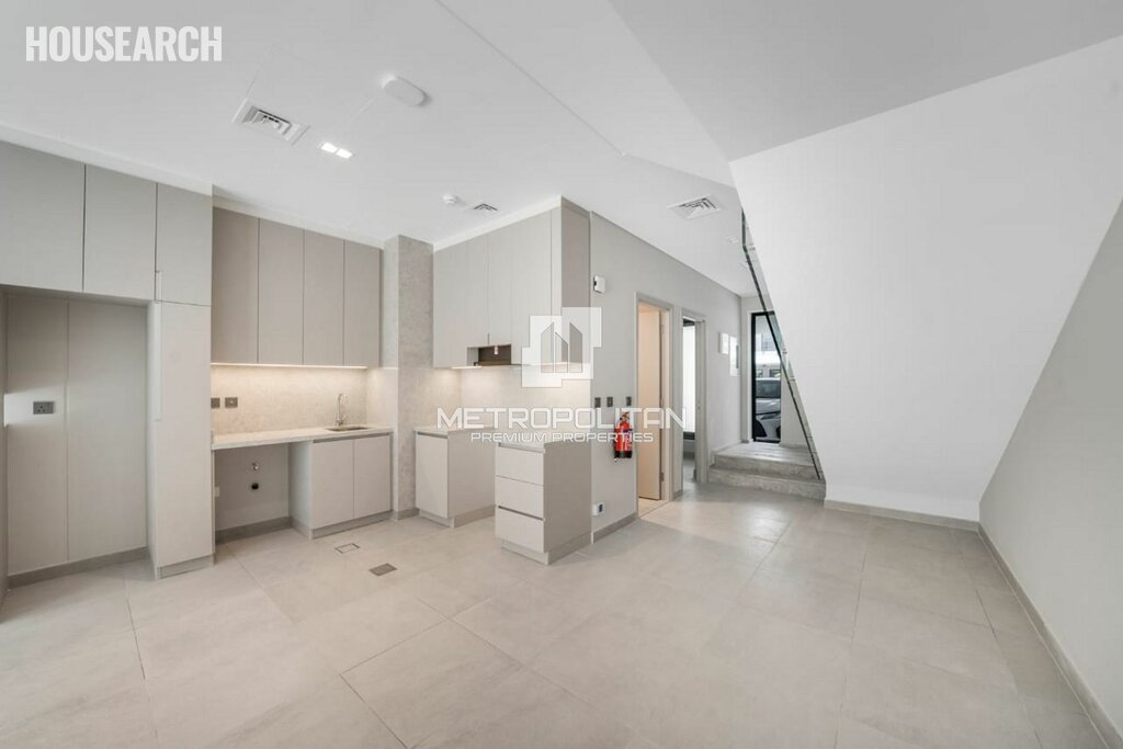 Maison de ville à louer - Dubai - Louer pour 46 284 $/annuel – image 1