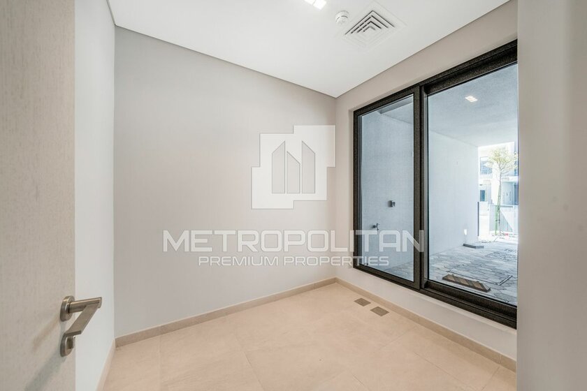 Townhouse for rent - City of Dubai - Rent for $43,561 / yearly - image 24